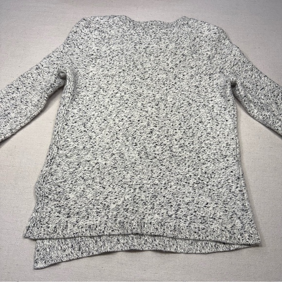 Banana Republic Marled V-Neck Tunic Sweater - Size Medium - Picture 8 of 16